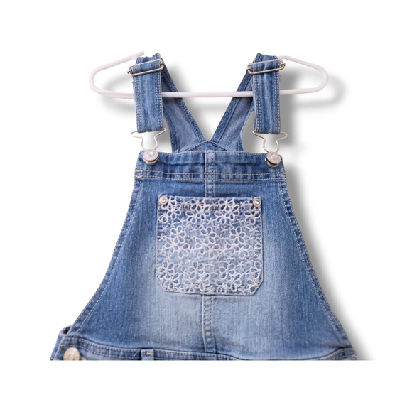 Jordache 7-8 Girls Denim Distressed Shortalls Overalls - Picture 2 of 6